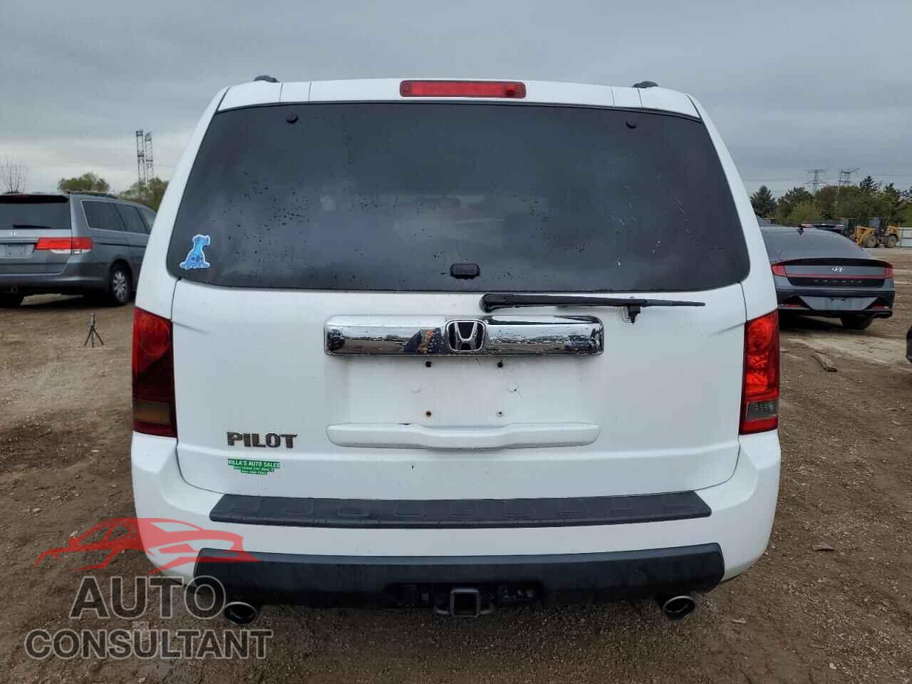 HONDA PILOT 2011 - 5FNYF3H4XBB033716