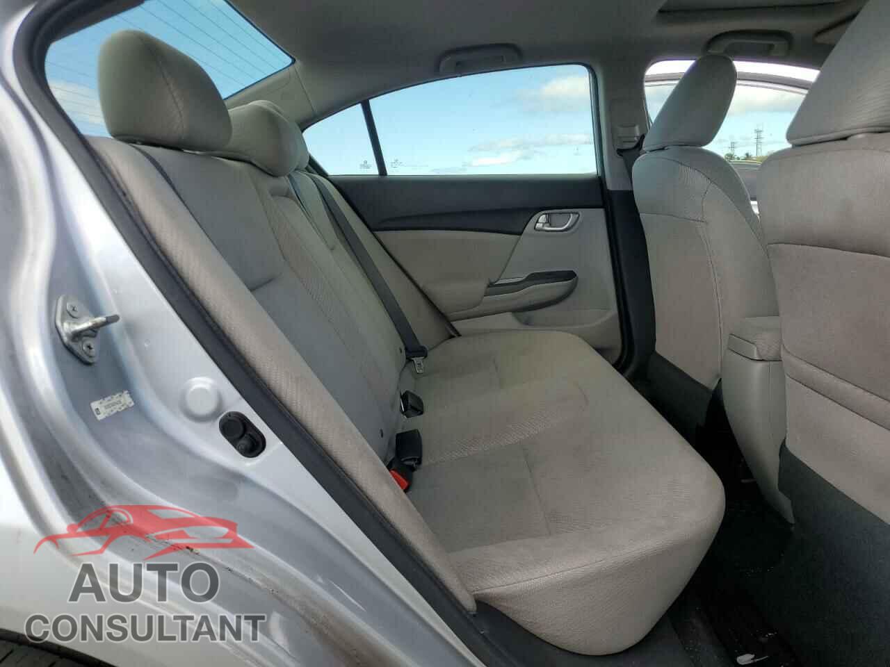 HONDA CIVIC 2013 - 2HGFB2F84DH540385