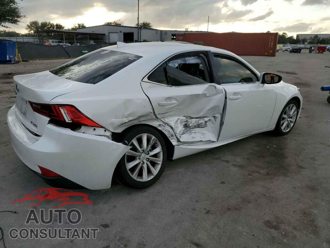 LEXUS IS 2015 - JTHBF1D22F5072935