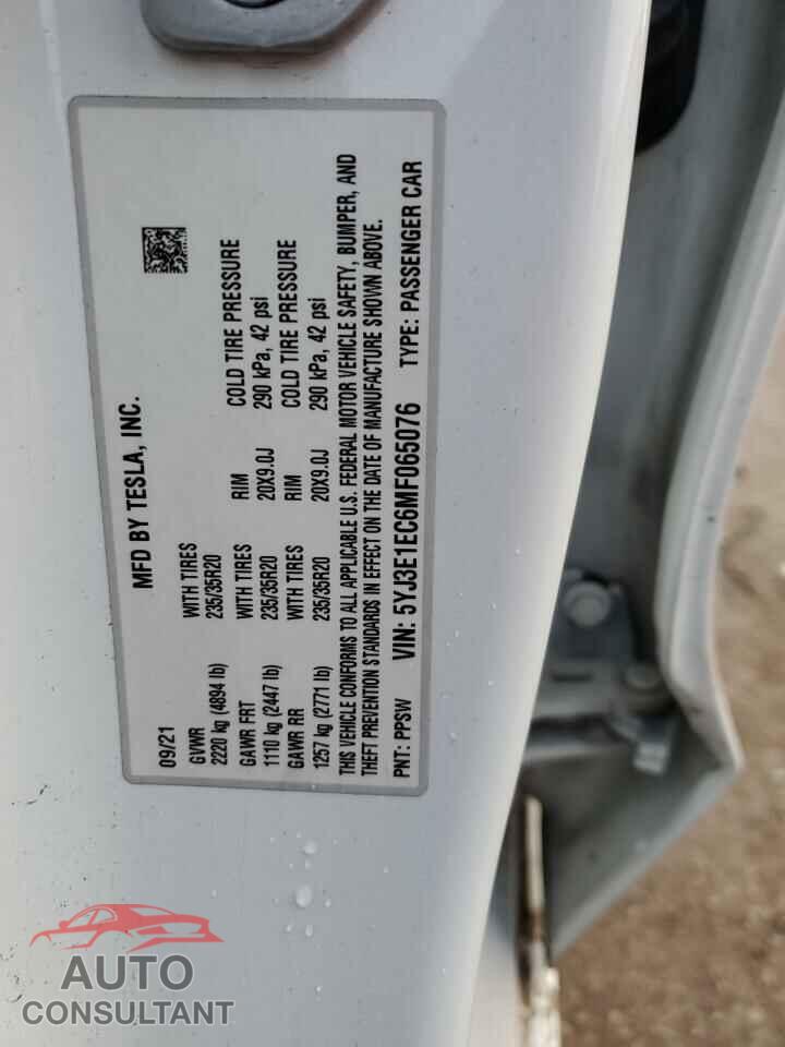 TESLA MODEL 3 2021 - 5YJ3E1EC6MF065076