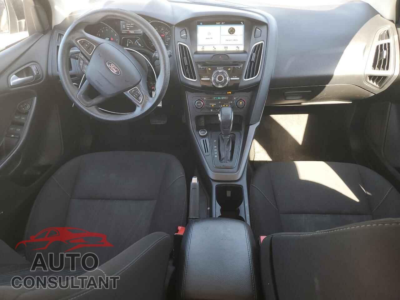FORD FOCUS 2017 - 1FADP3M2XHL224905