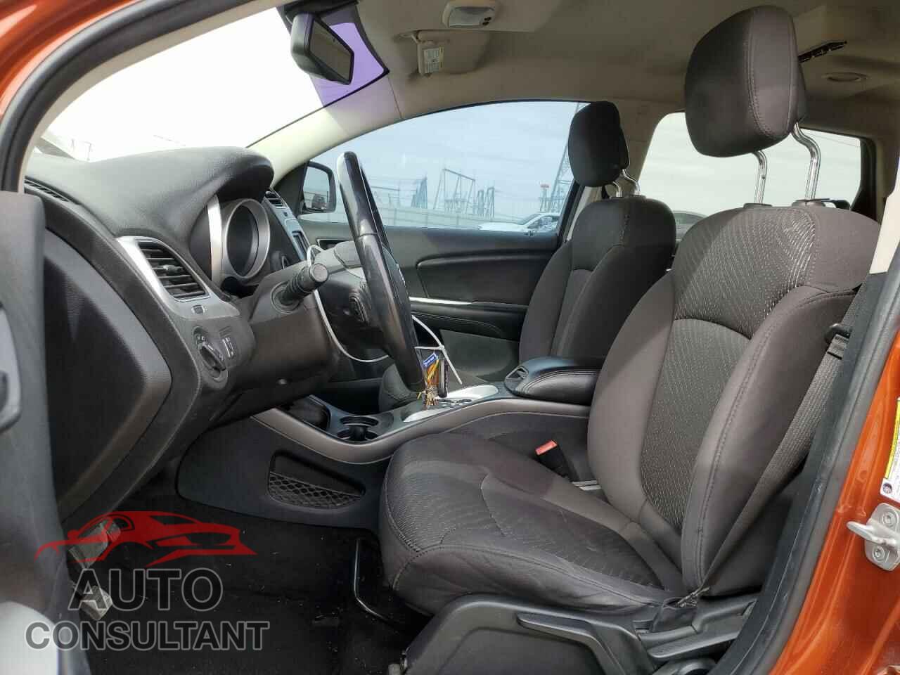 DODGE JOURNEY 2013 - 3C4PDCBG9DT710666