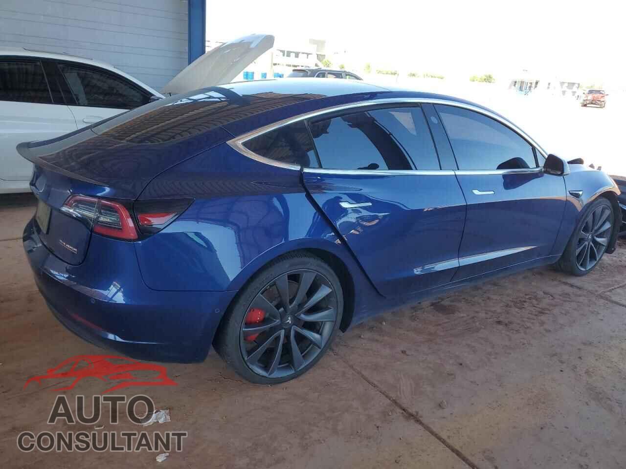 TESLA MODEL 3 2020 - 5YJ3E1EC7LF641210