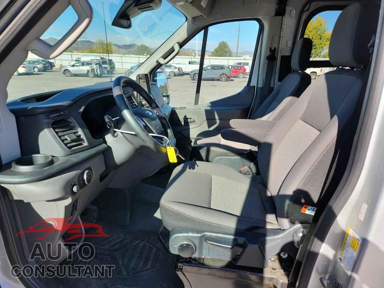 FORD TRANSIT 2021 - 1FTBR2XG1MKA11824