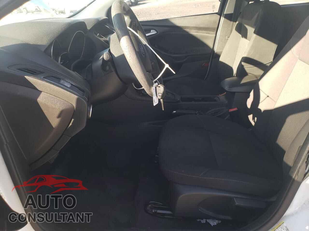 FORD FOCUS 2017 - 1FADP3FE7HL274555