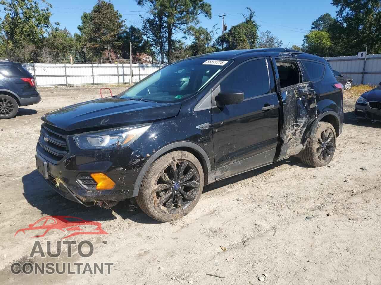 FORD ESCAPE 2018 - 1FMCU0F77JUD00971