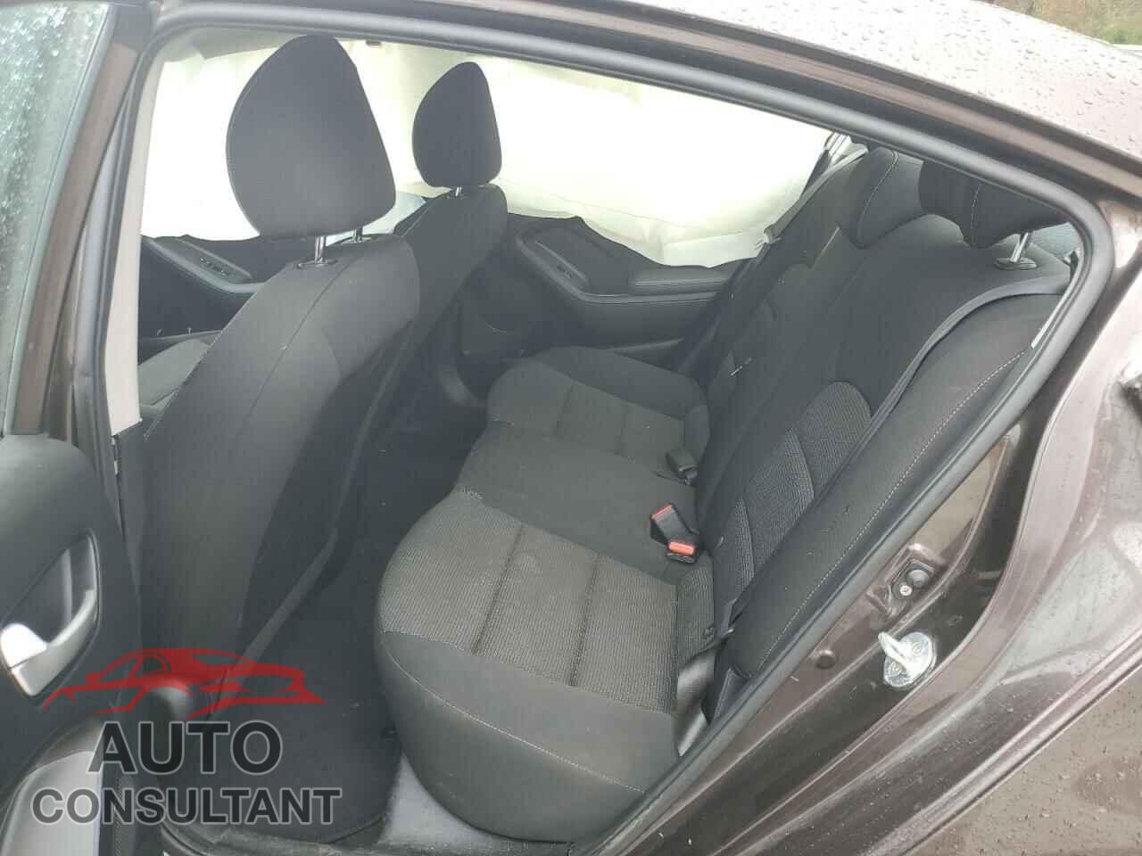 KIA FORTE 2017 - 3KPFK4A71HE085215