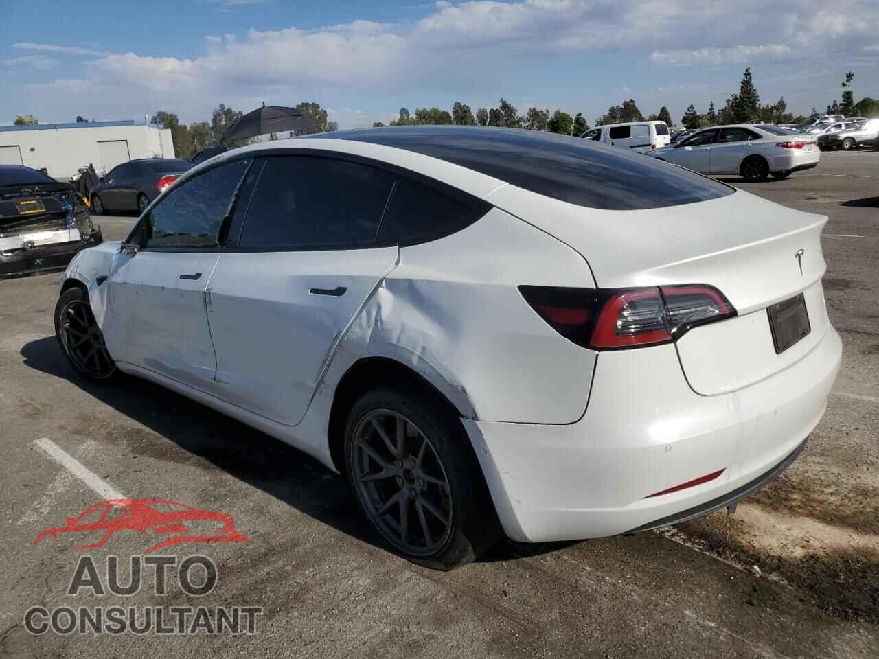 TESLA MODEL 3 2021 - 5YJ3E1EA5MF074687