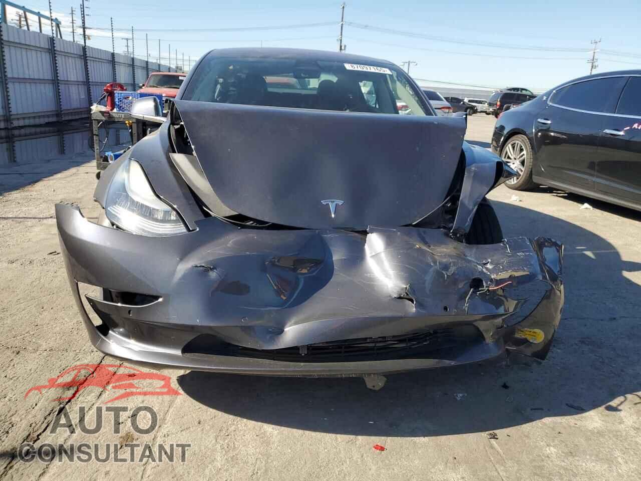 TESLA MODEL 3 2018 - 5YJ3E1EA7JF101870