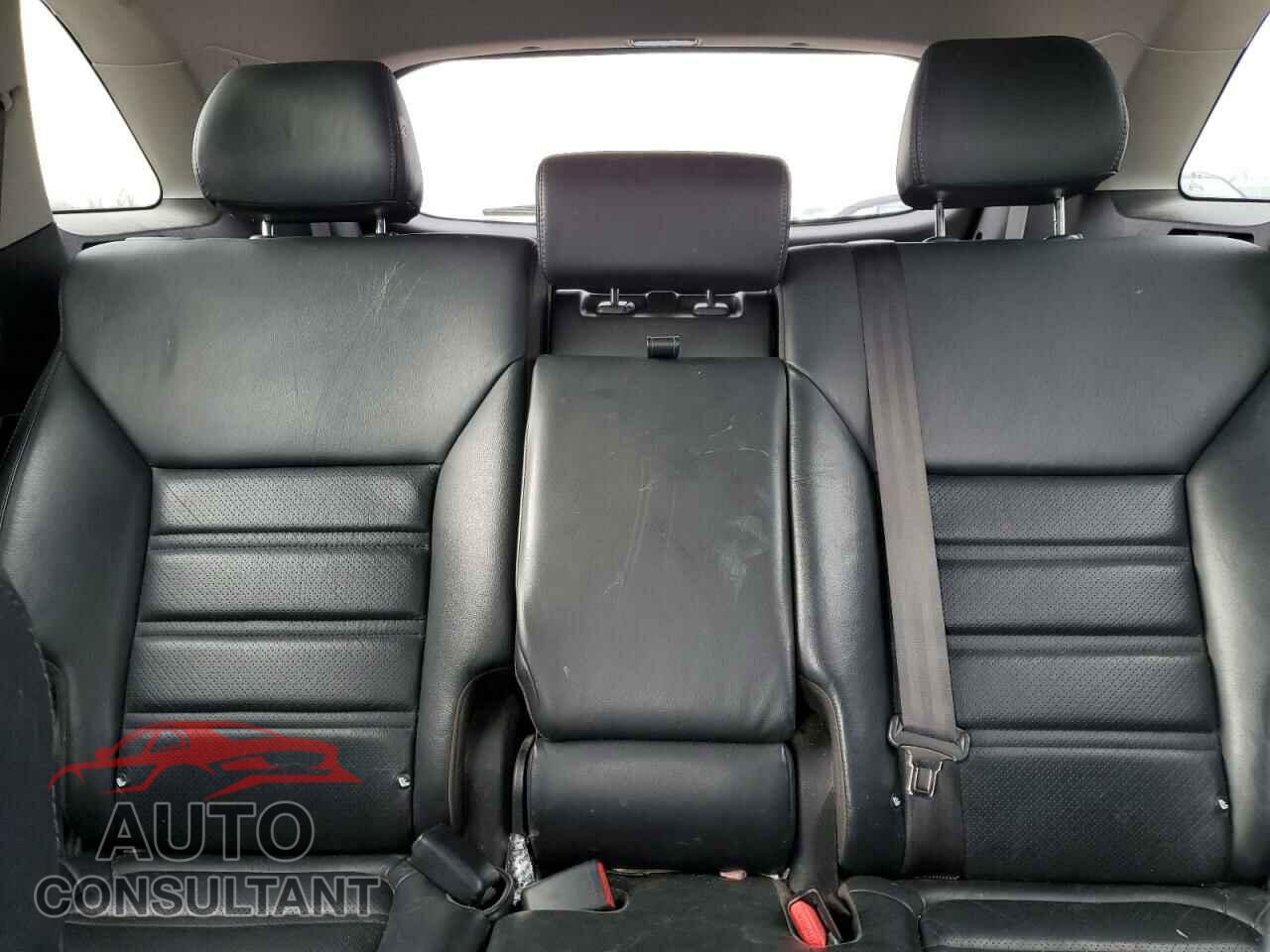 KIA SORENTO 2017 - 5XYPGDA34HG325802