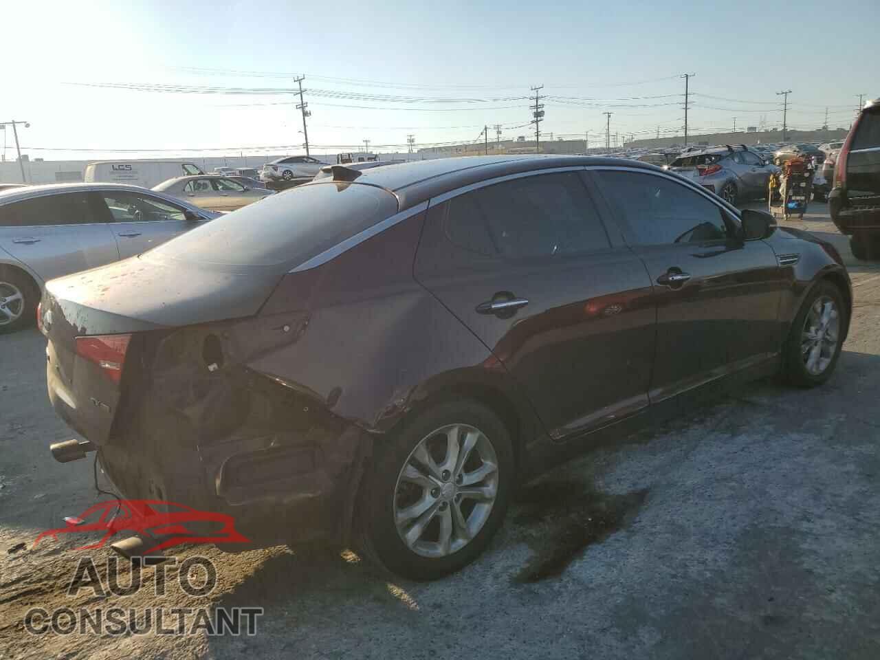 KIA OPTIMA 2013 - 5XXGN4A79DG200317