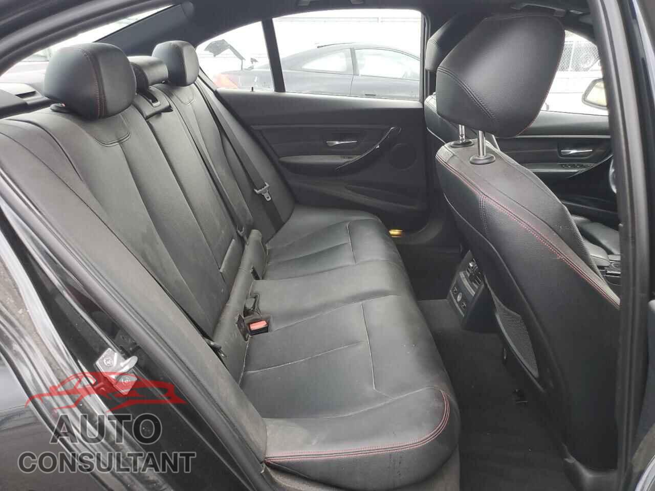 BMW 3 SERIES 2013 - WBA3B5C54DF596564