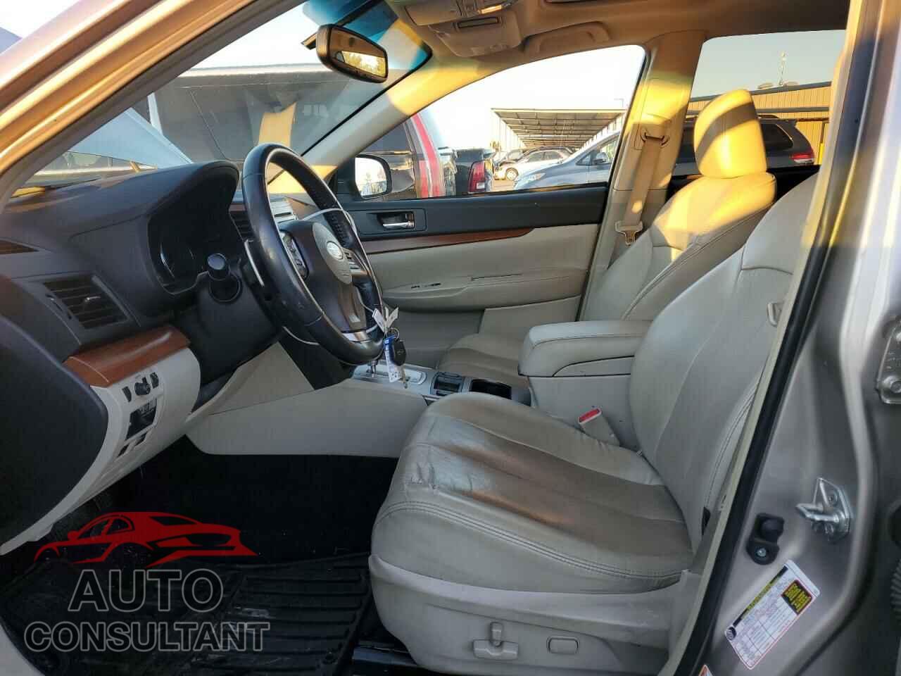 SUBARU OUTBACK 2014 - 4S4BRBLC8E3260860
