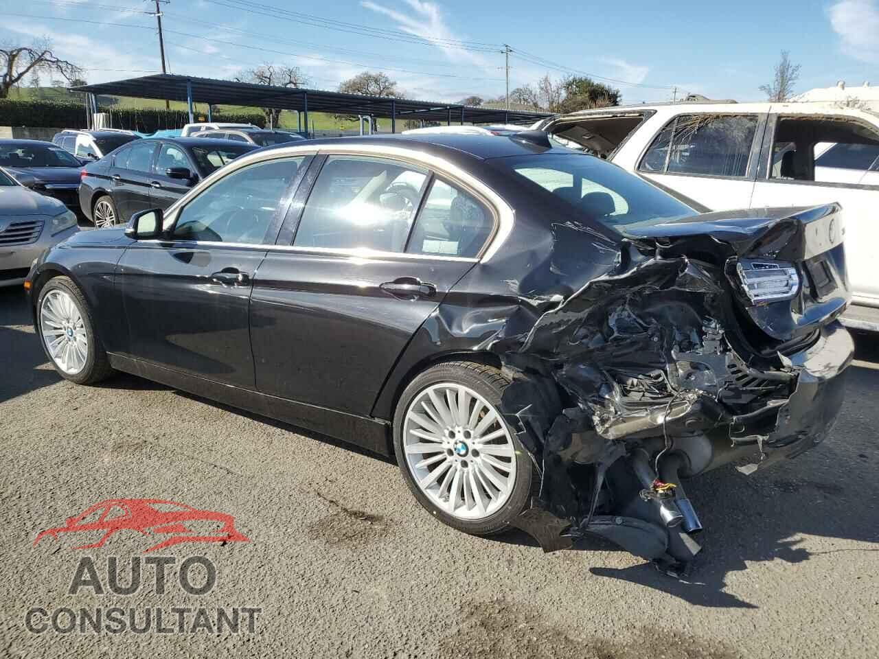 BMW 3 SERIES 2013 - WBA3C1C54DF441924
