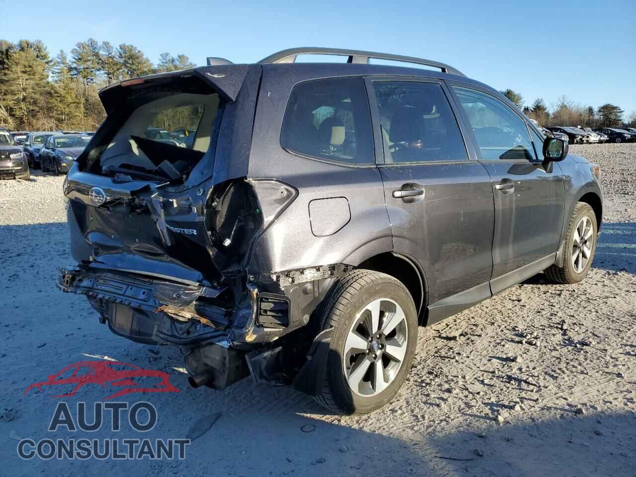 SUBARU FORESTER 2018 - JF2SJAEC4JH594773