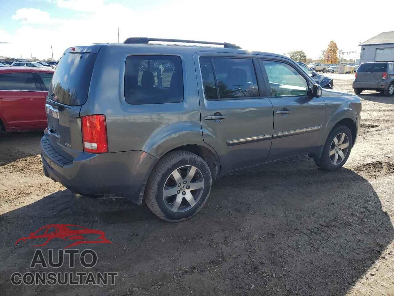 HONDA PILOT 2013 - 5FNYF3H96DB010416