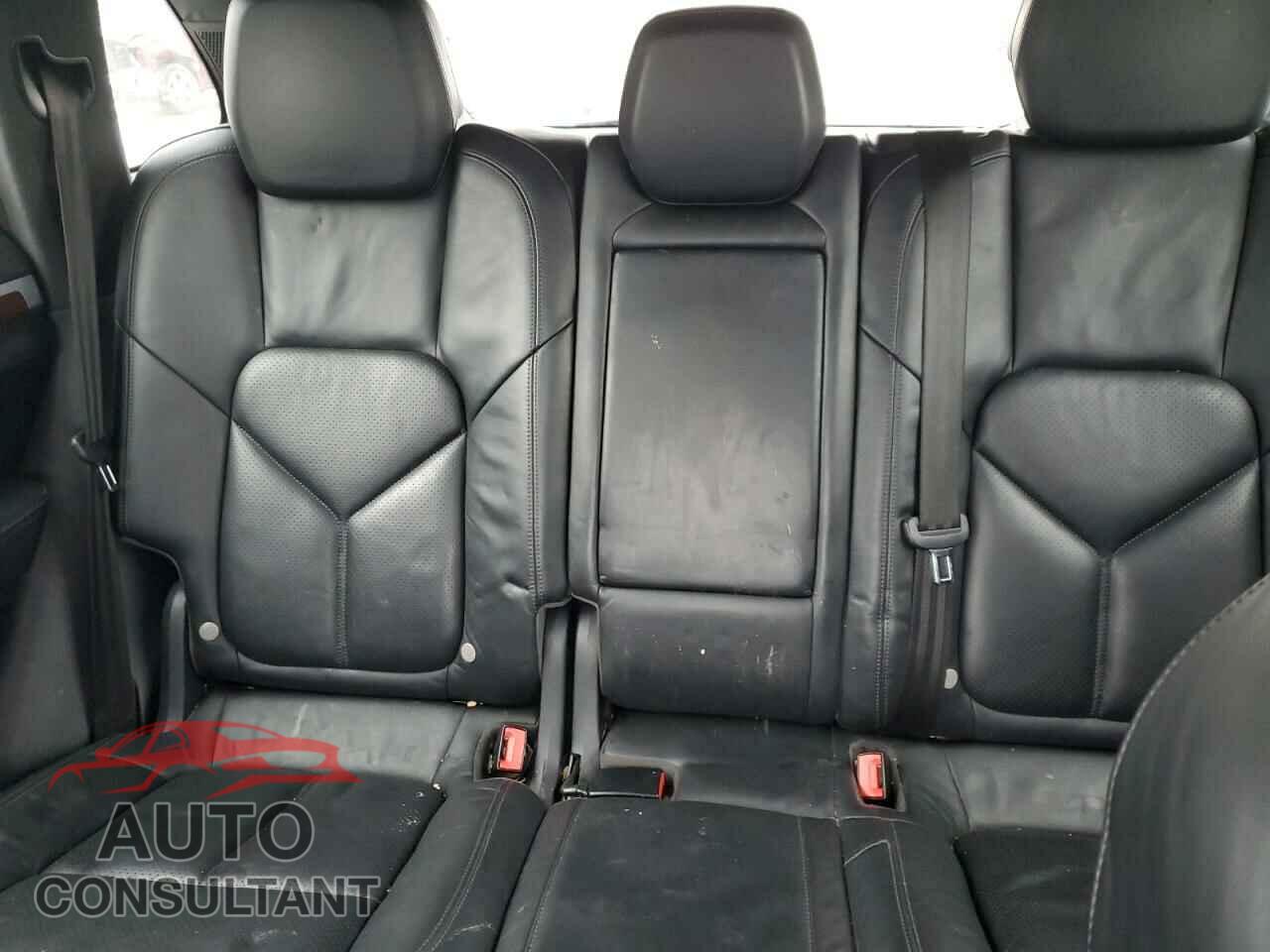 PORSCHE CAYENNE 2013 - WP1AB2A28DLA82704