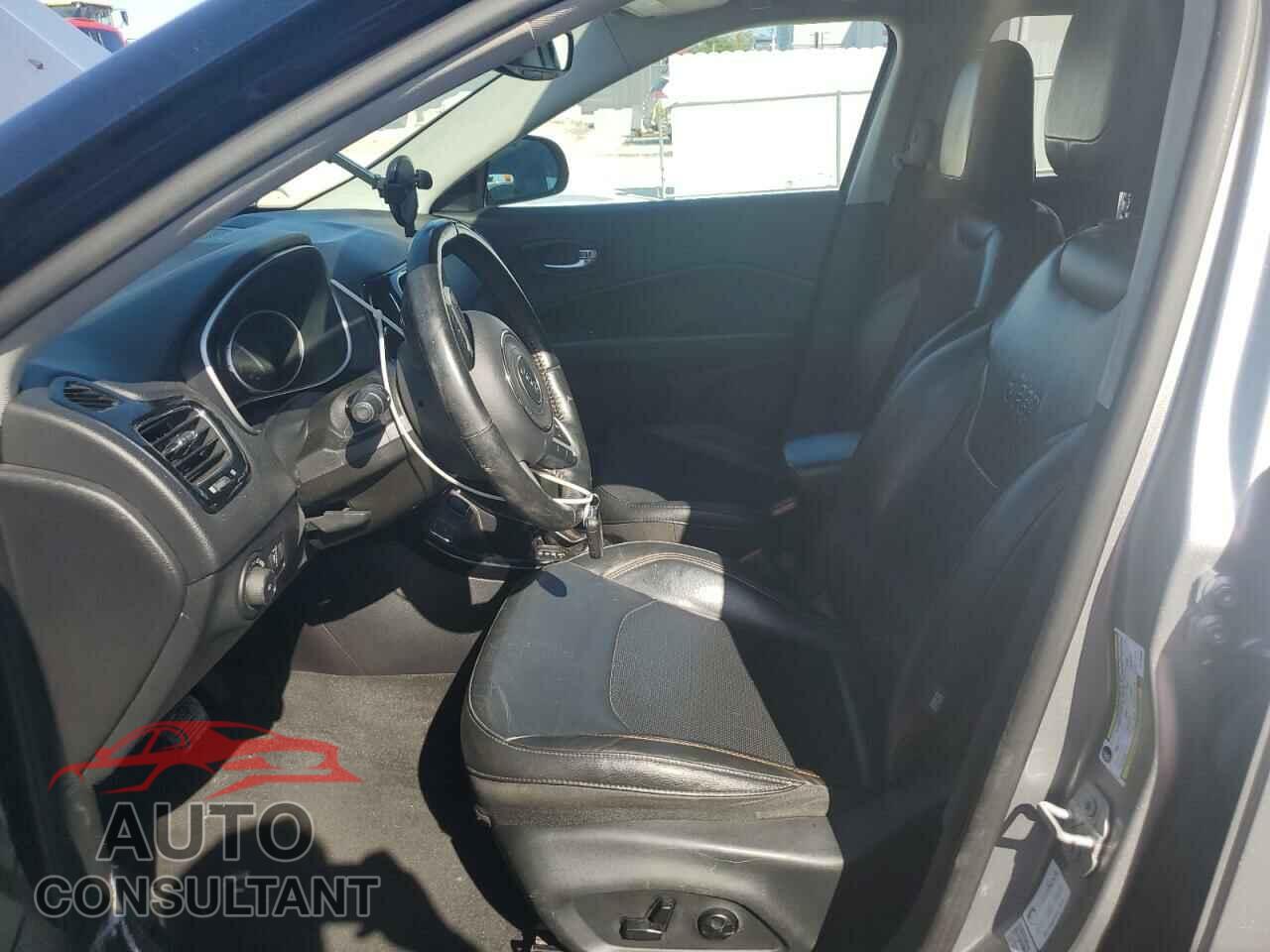 JEEP COMPASS 2019 - 3C4NJCCB7KT725862