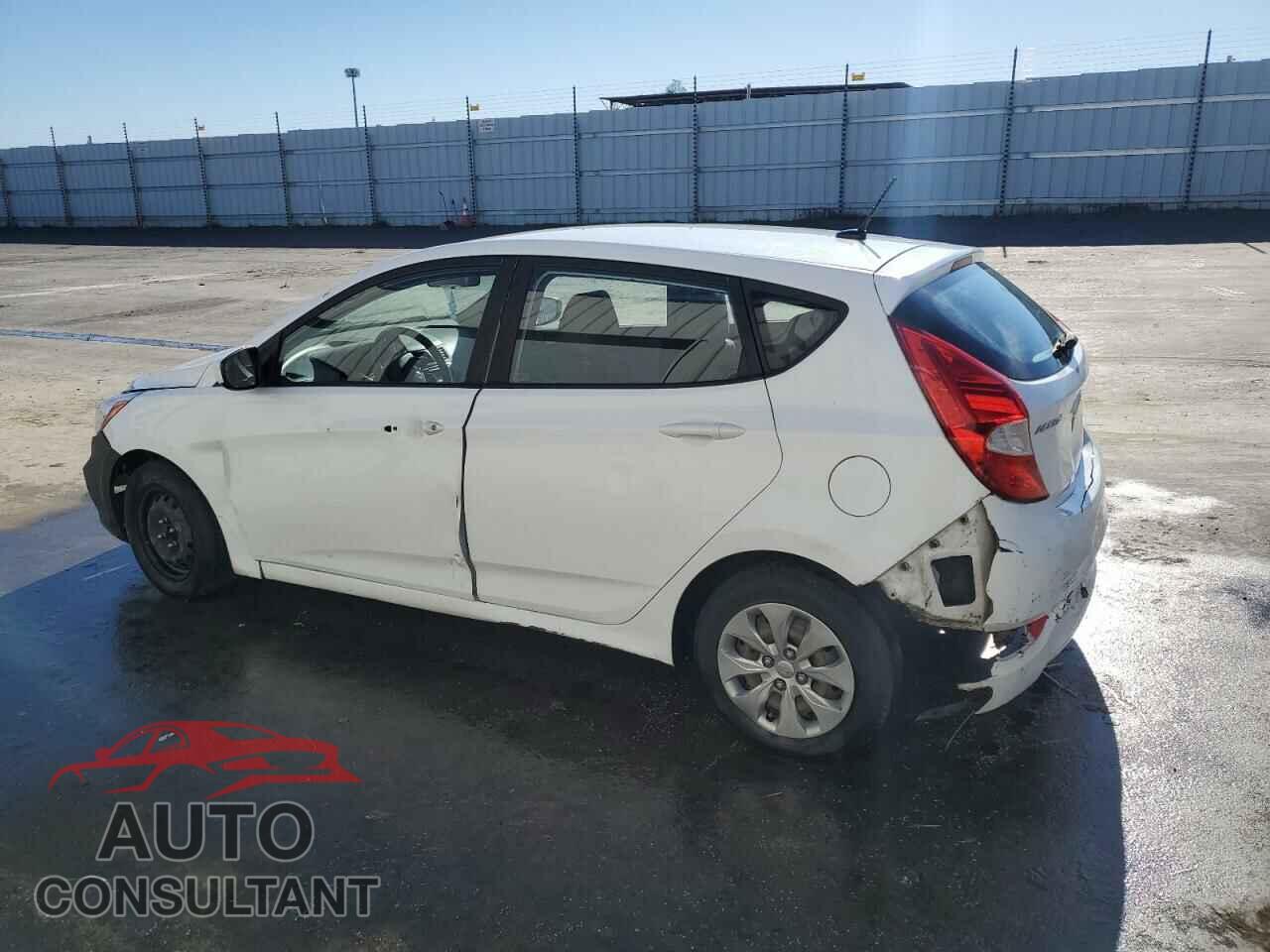 HYUNDAI ACCENT 2017 - KMHCT5AE1HU301128