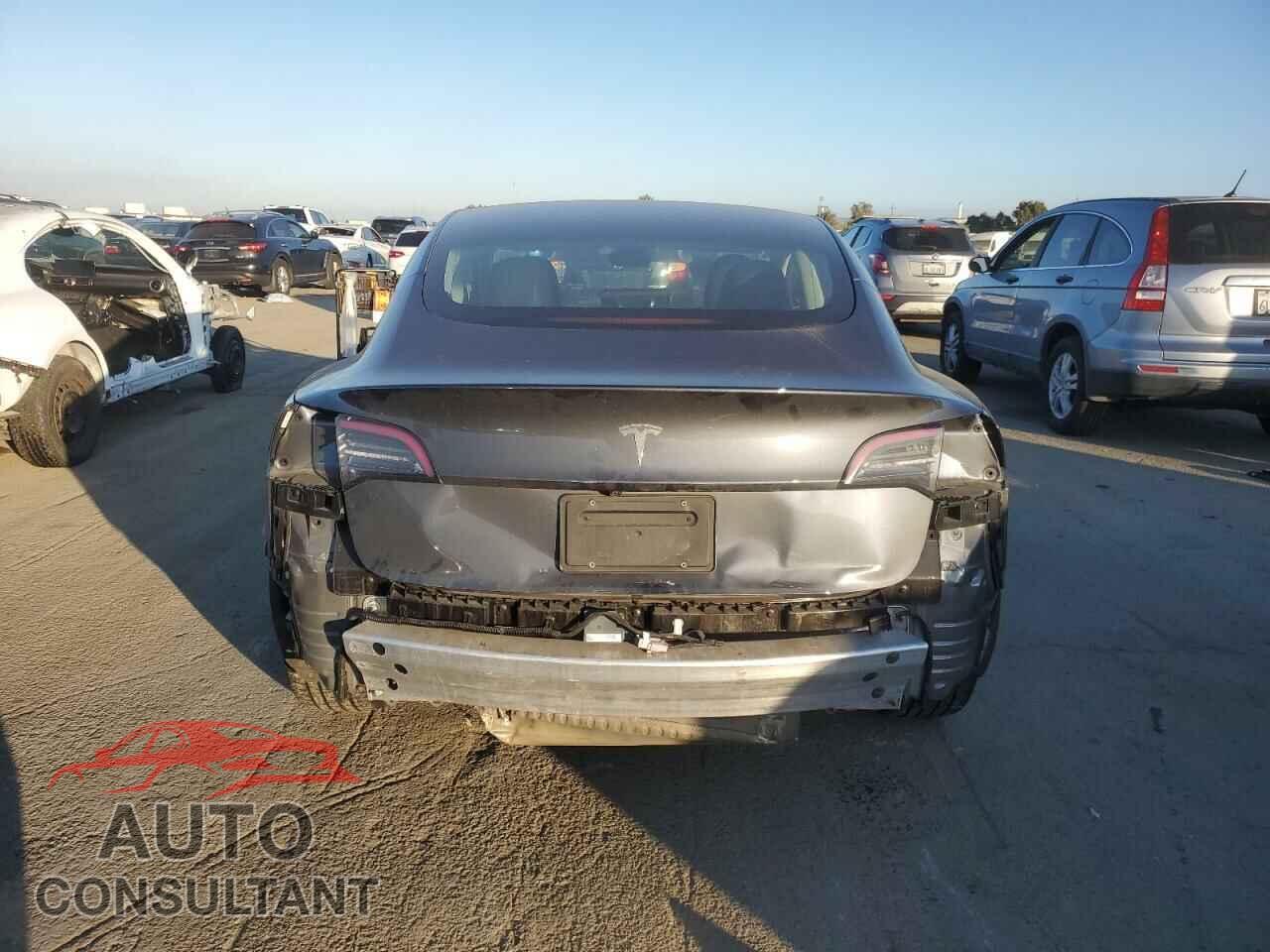 TESLA MODEL 3 2019 - 5YJ3E1EA0KF425423