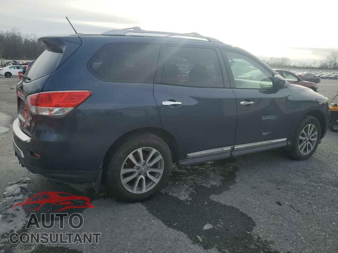 NISSAN PATHFINDER 2013 - 5N1AR2MM6DC685284