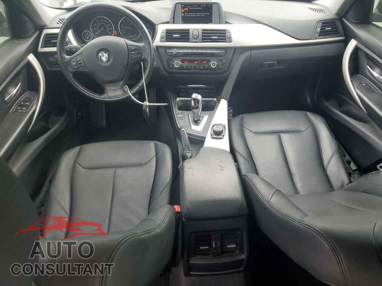 BMW 3 SERIES 2015 - WBA3B1C59FP831885