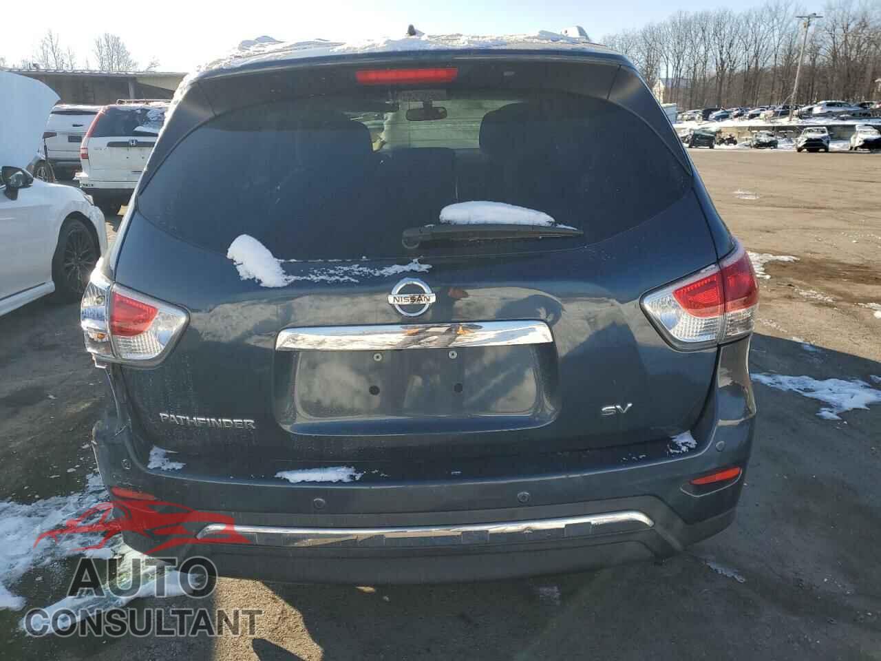 NISSAN PATHFINDER 2015 - 5N1AR2MN4FC661397