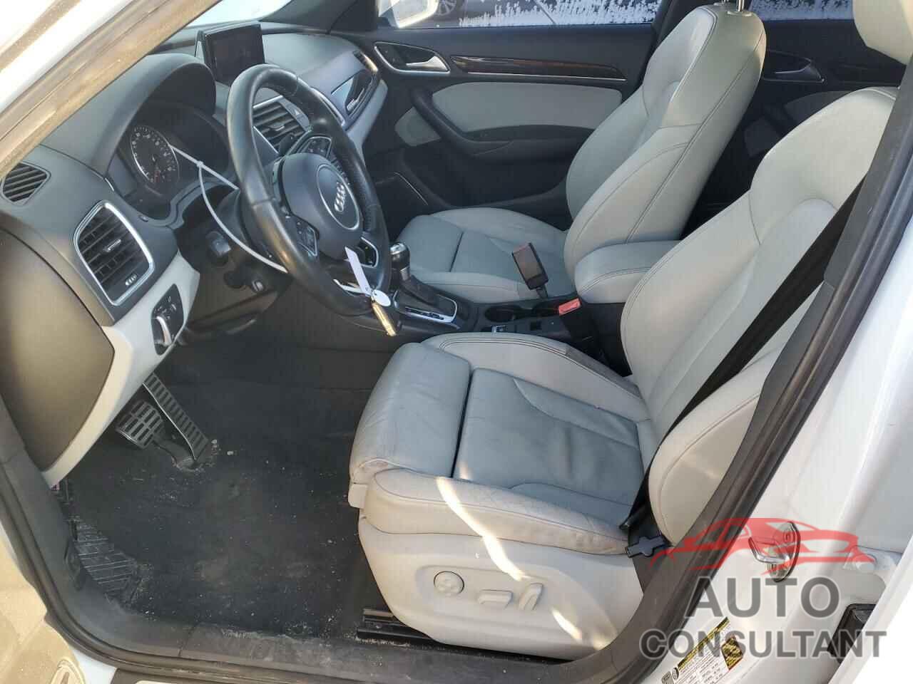 AUDI Q3 2015 - WA1GFCFS6FR014202