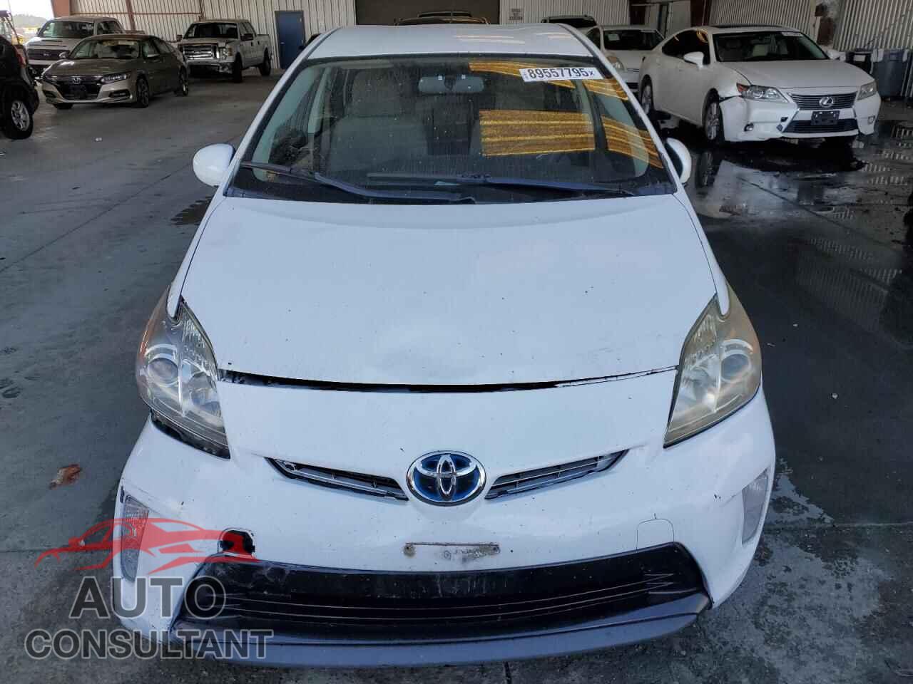 TOYOTA PRIUS 2015 - JTDKN3DU2F0470113