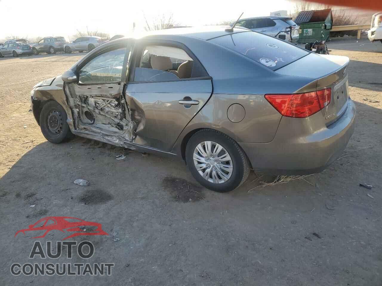 KIA FORTE 2010 - KNAFU4A22A5064550