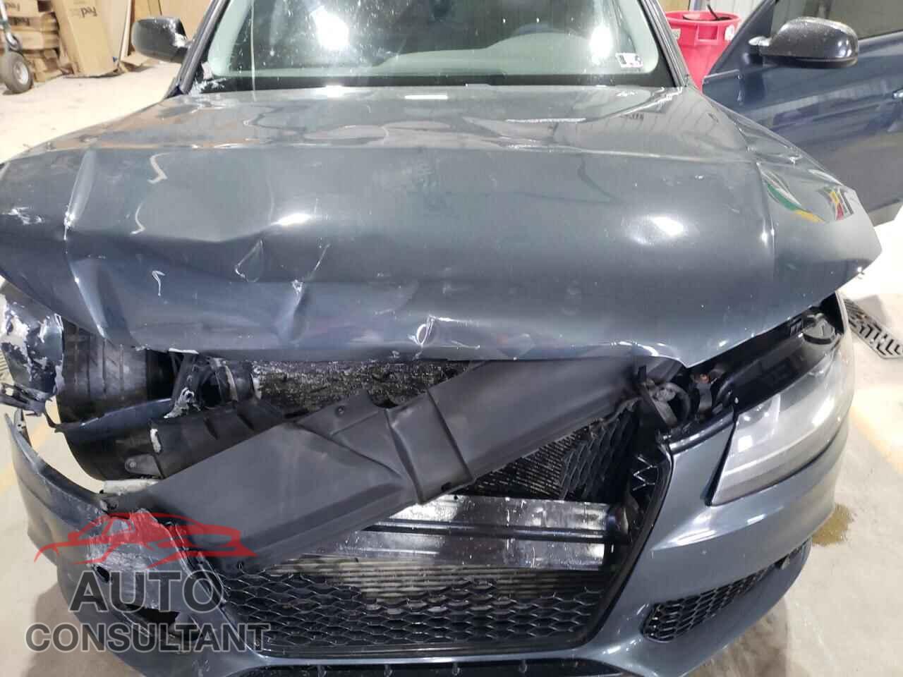 AUDI A4 2010 - WAUDFAFL9AN018506