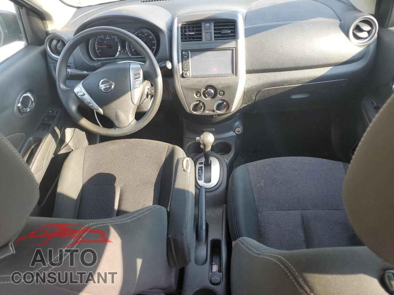 NISSAN VERSA 2019 - 3N1CN7AP3KL810086