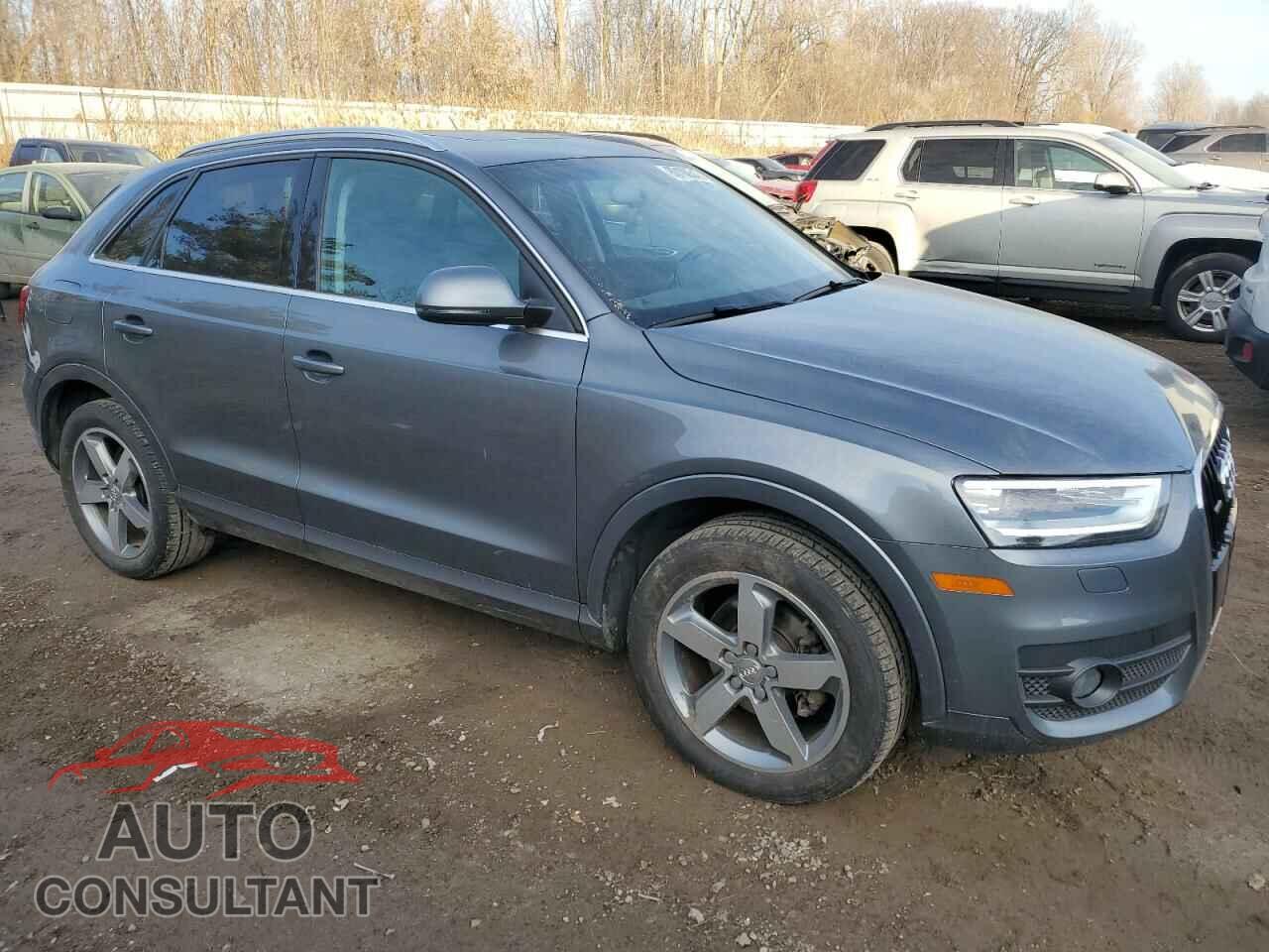 AUDI Q3 2015 - WA1EFCFS2FR010185