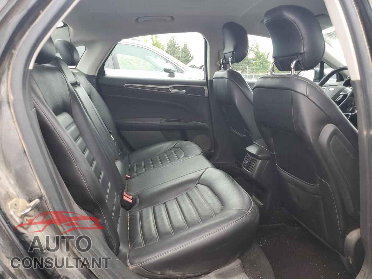 FORD FUSION 2013 - 3FA6P0HRXDR116455