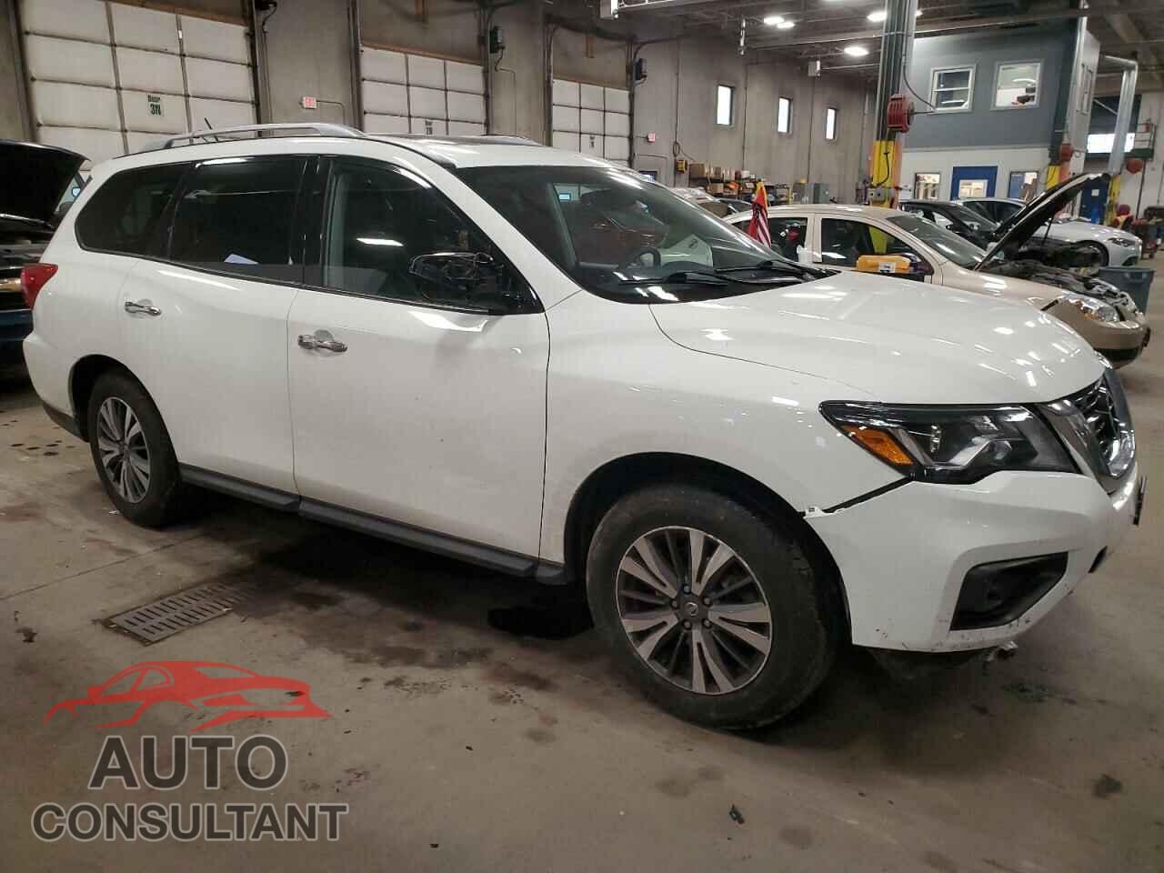 NISSAN PATHFINDER 2017 - 5N1DR2MM1HC696518