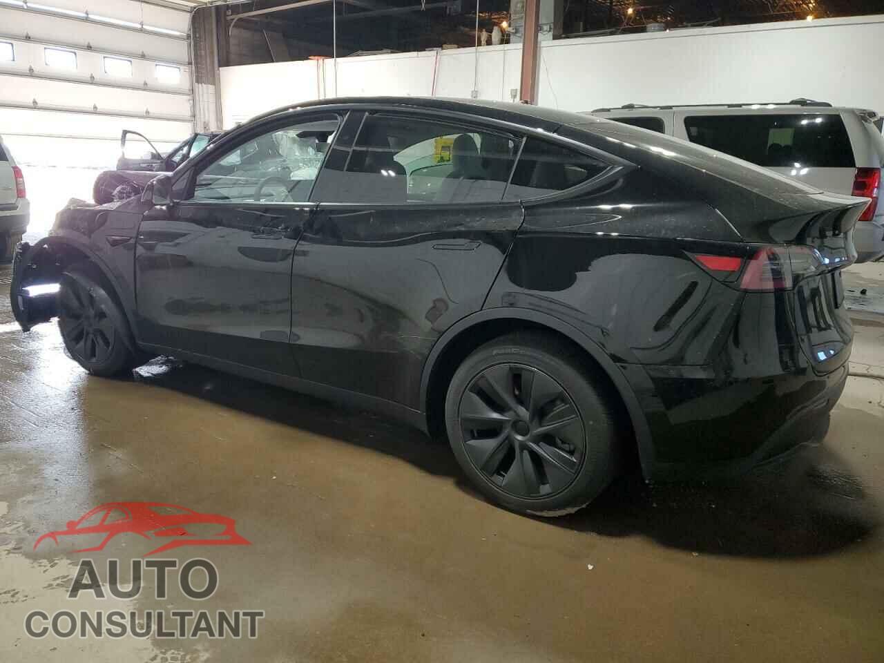TESLA MODEL Y 2024 - 7SAYGAEE6RF182605
