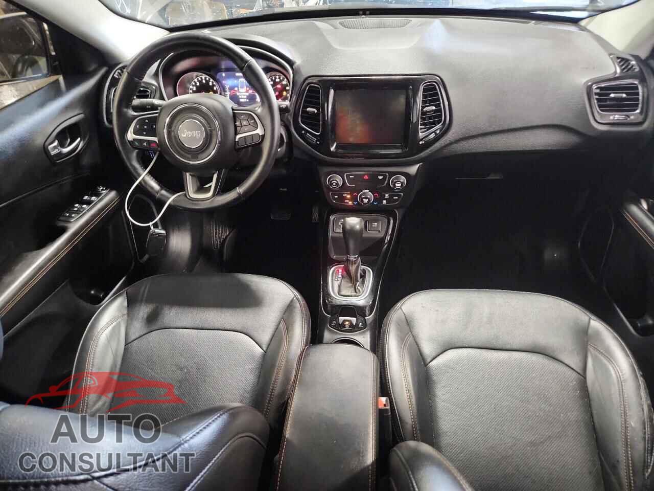 JEEP COMPASS 2020 - 3C4NJCCB3LT179725