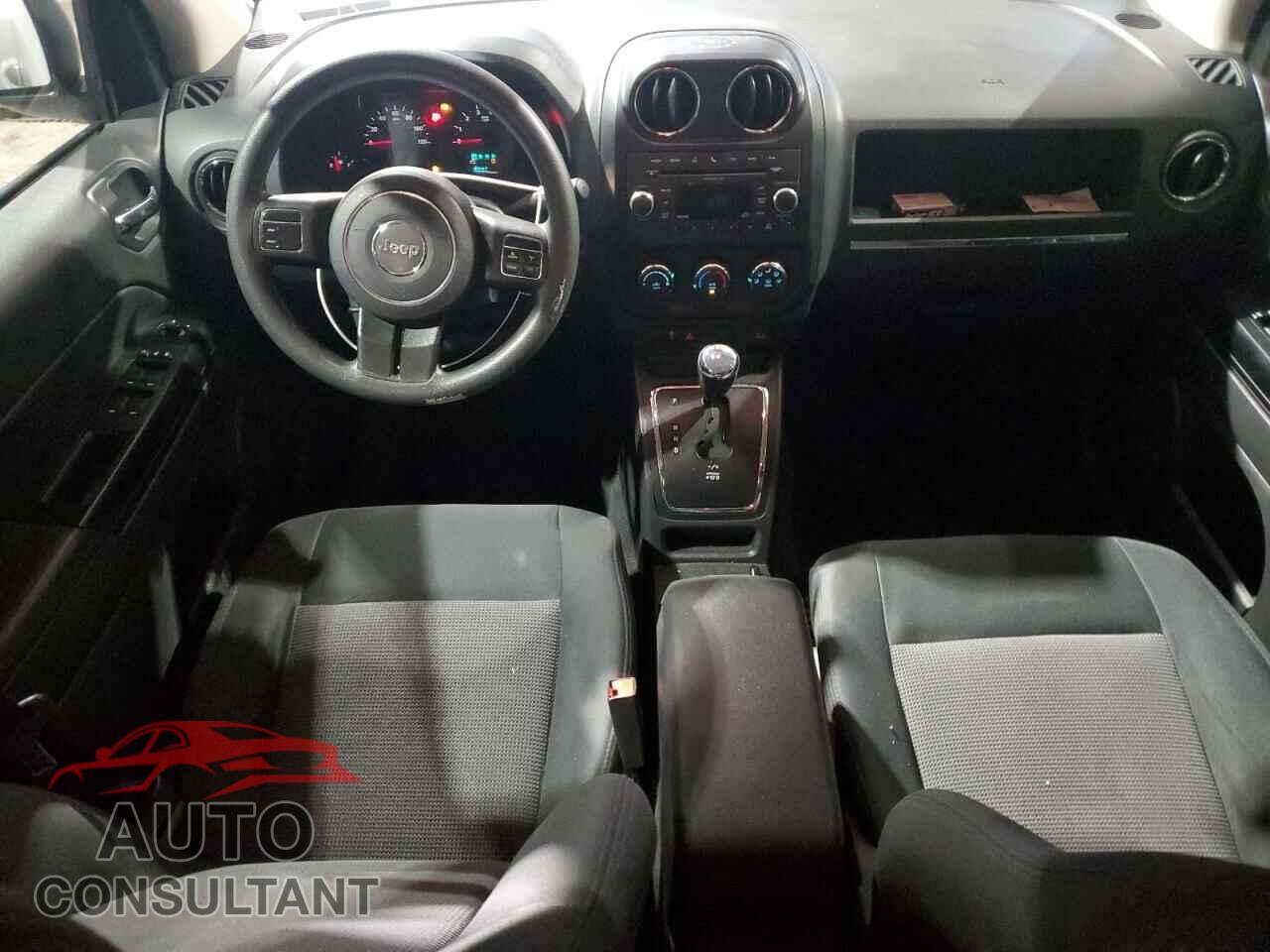 JEEP COMPASS 2011 - 1J4NF1FB9BD280753