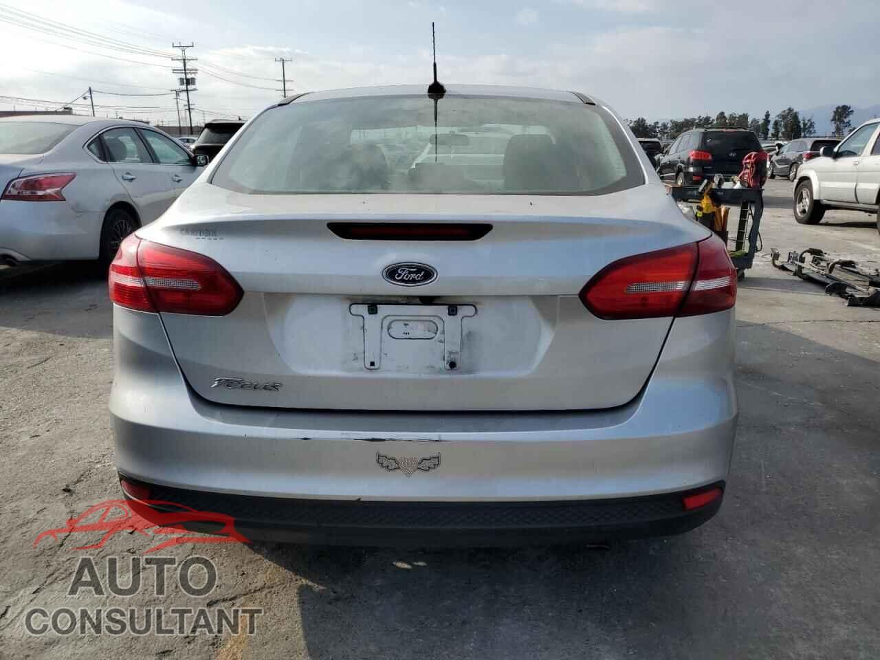 FORD FOCUS 2017 - 1FADP3E21HL263932