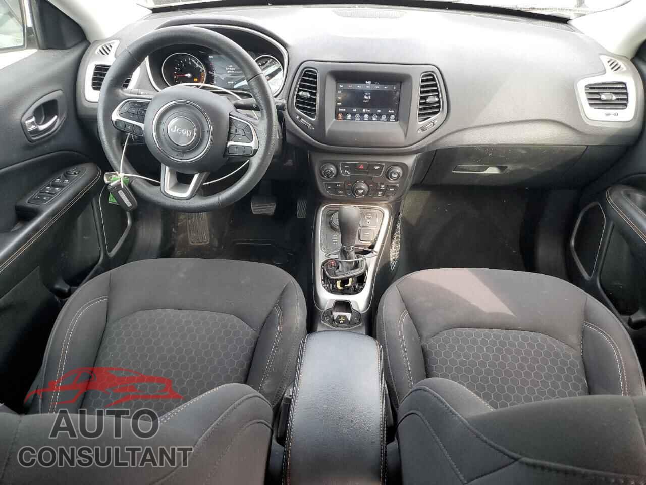 JEEP COMPASS 2018 - 3C4NJDAB3JT256826
