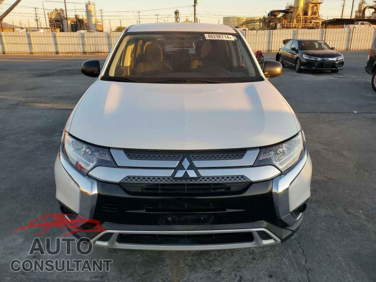 MITSUBISHI OUTLANDER 2019 - JA4AD2A30KZ007715