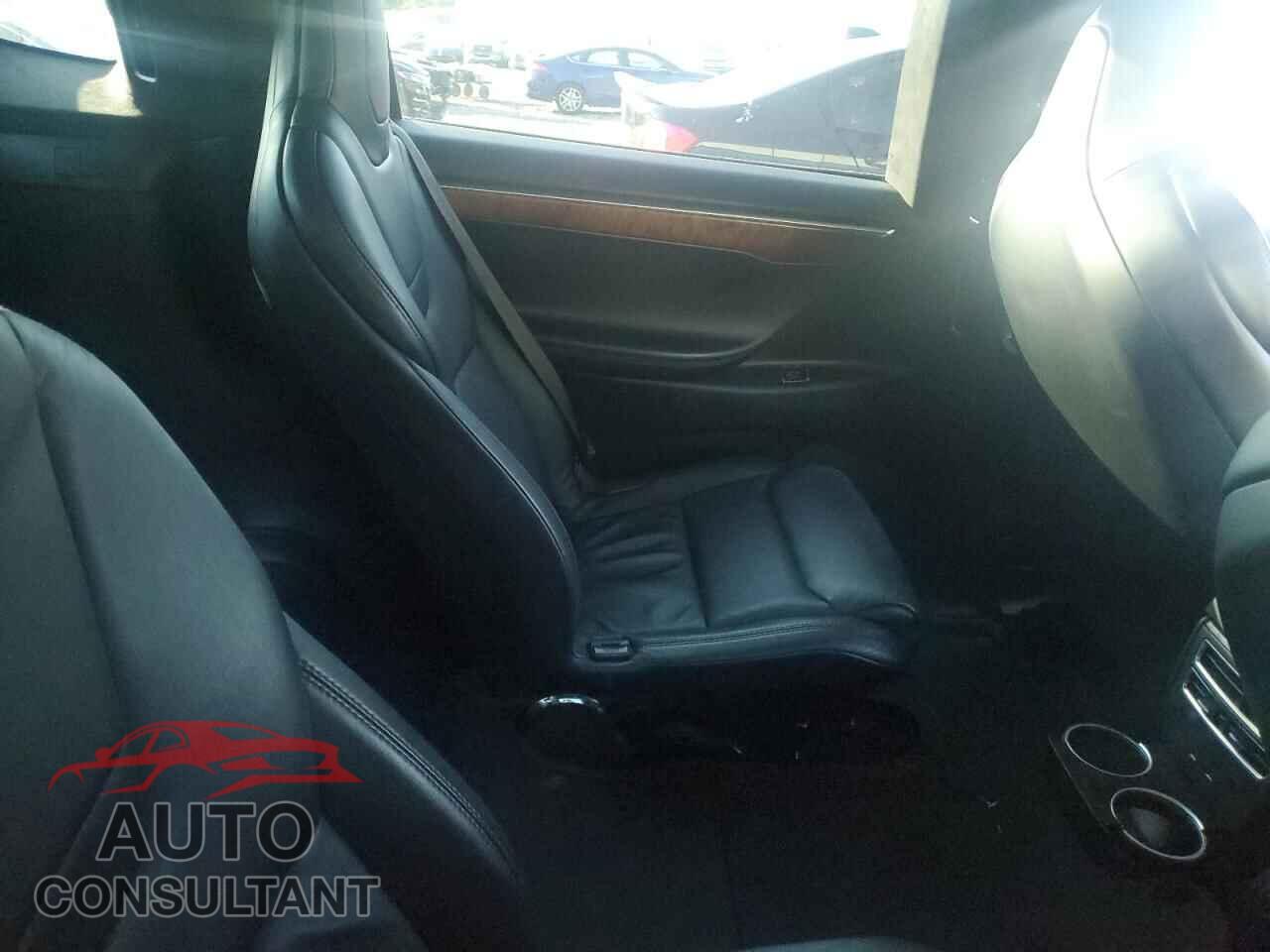 TESLA MODEL X 2017 - 5YJXCBE28HF059287