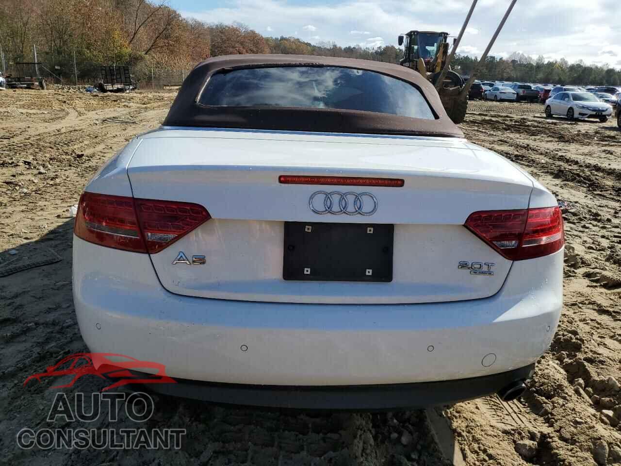 AUDI A5 2011 - WAULFAFH7BN002829