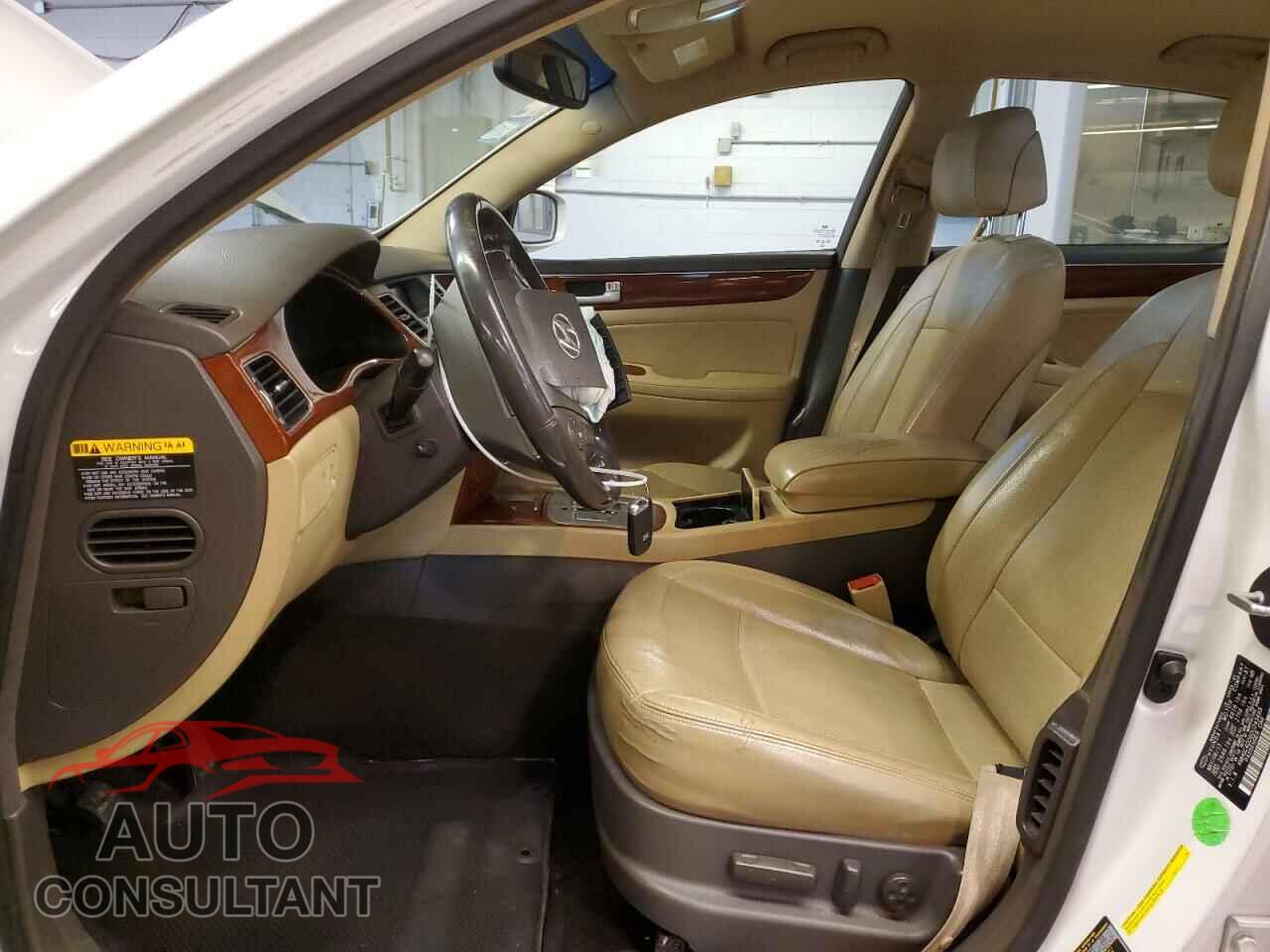 HYUNDAI GENESIS 2013 - KMHGC4DD6DU243493