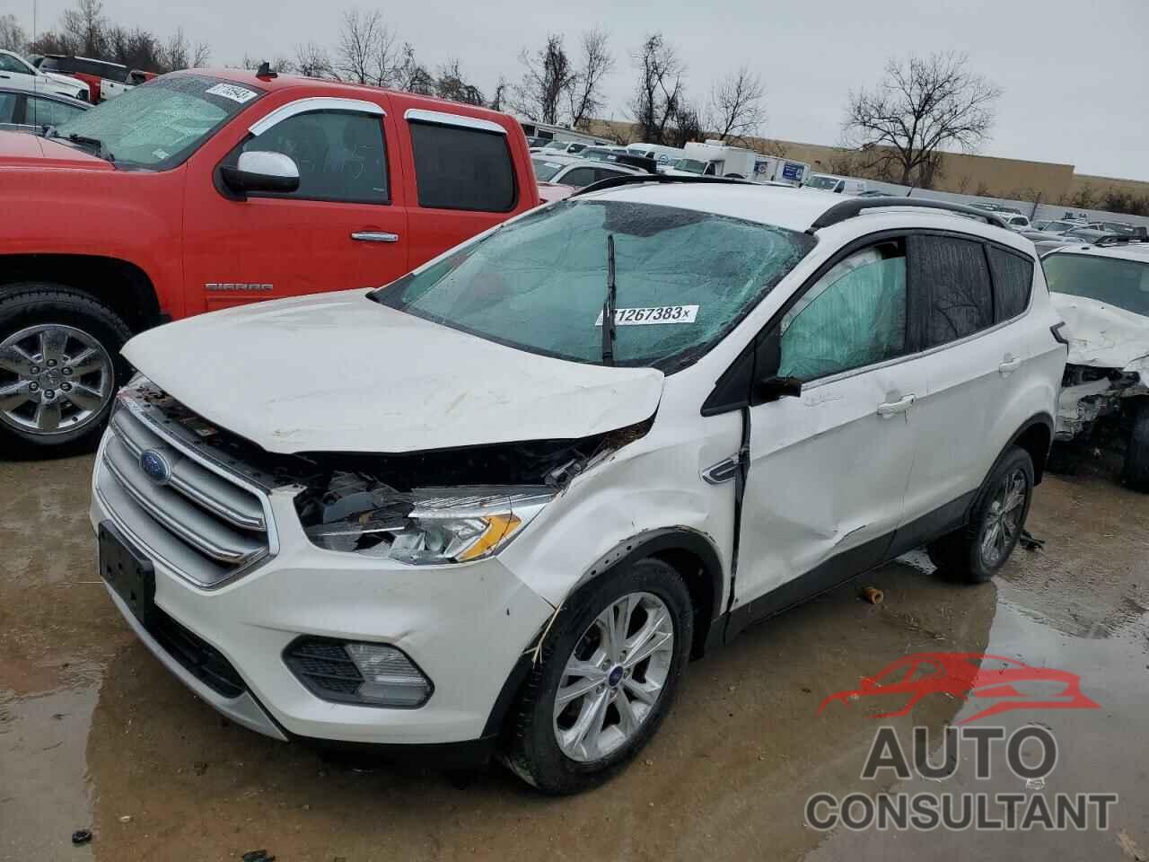 FORD ESCAPE 2017 - 1FMCU0GD3HUC00929