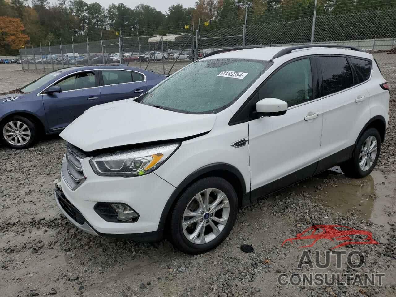 FORD ESCAPE 2017 - 1FMCU0GD8HUD34111