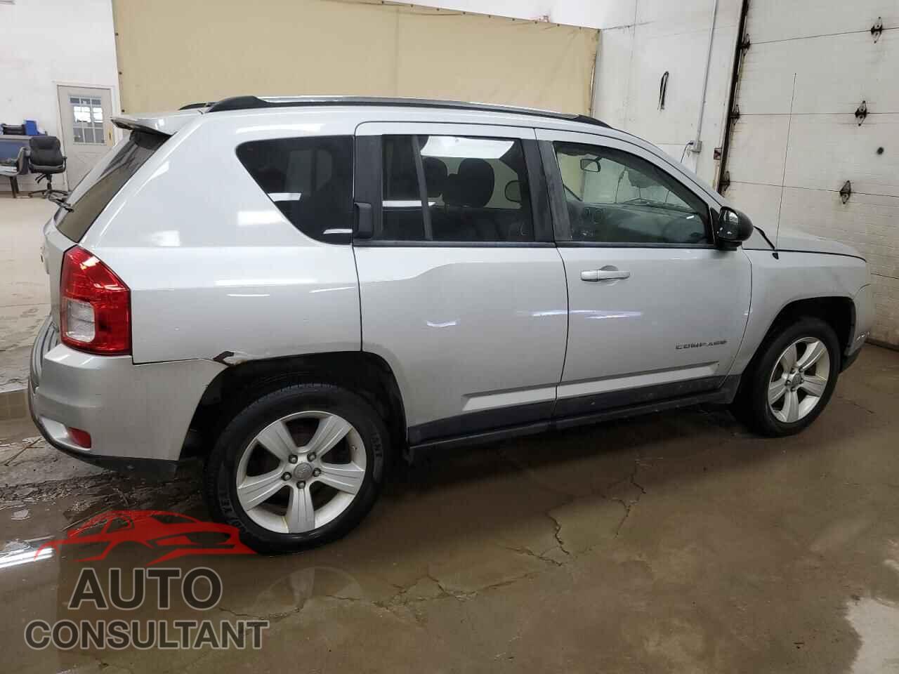JEEP COMPASS 2011 - 1J4NT1FB6BD260856