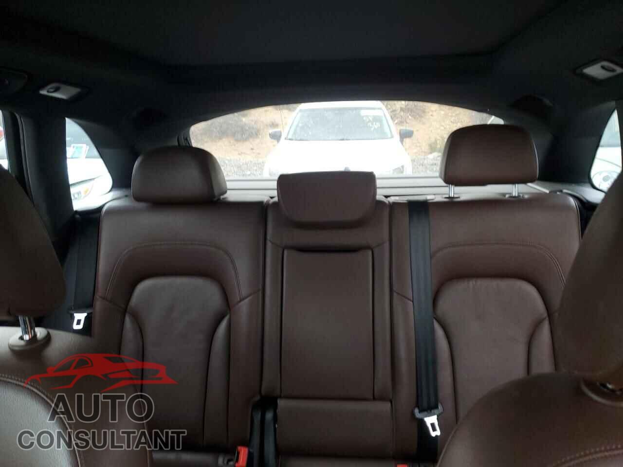 AUDI Q5 2014 - WA1LFAFP9EA023424