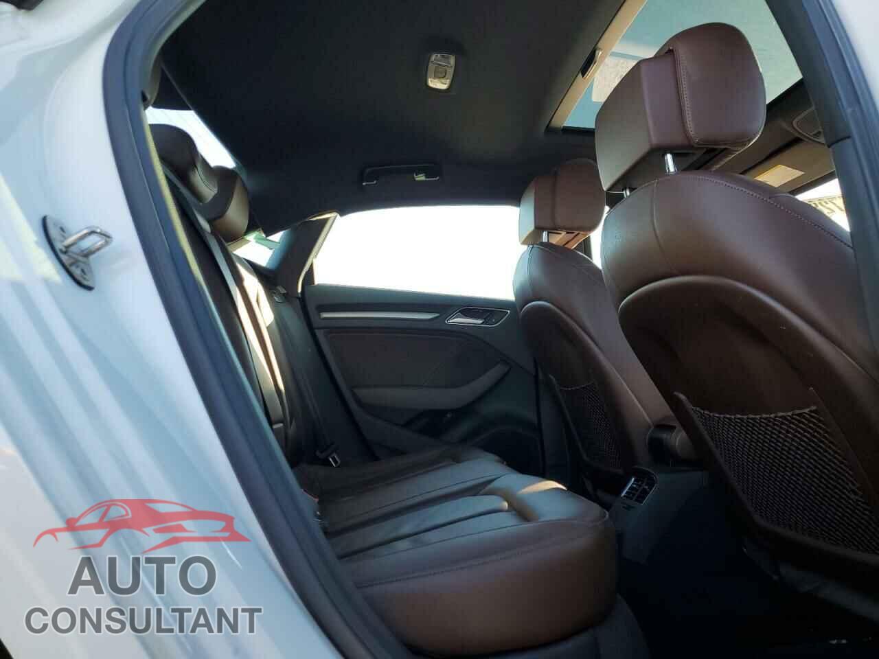 AUDI A3 2018 - WAUAUGFF4J1080280