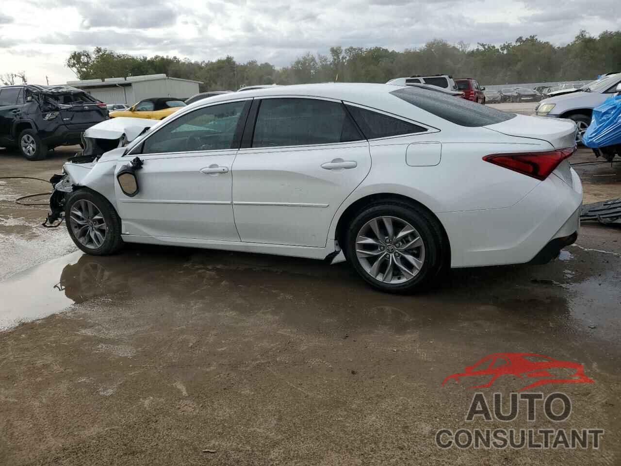 TOYOTA AVALON 2022 - 4T1AZ1FB3NU078258